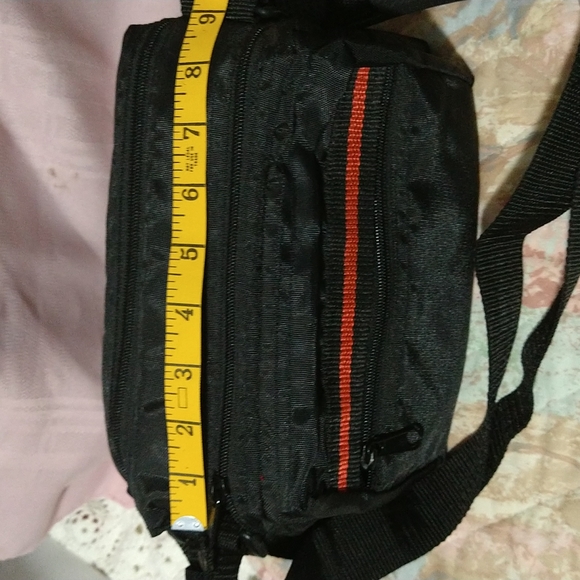 Train case - Picture 4 of 9